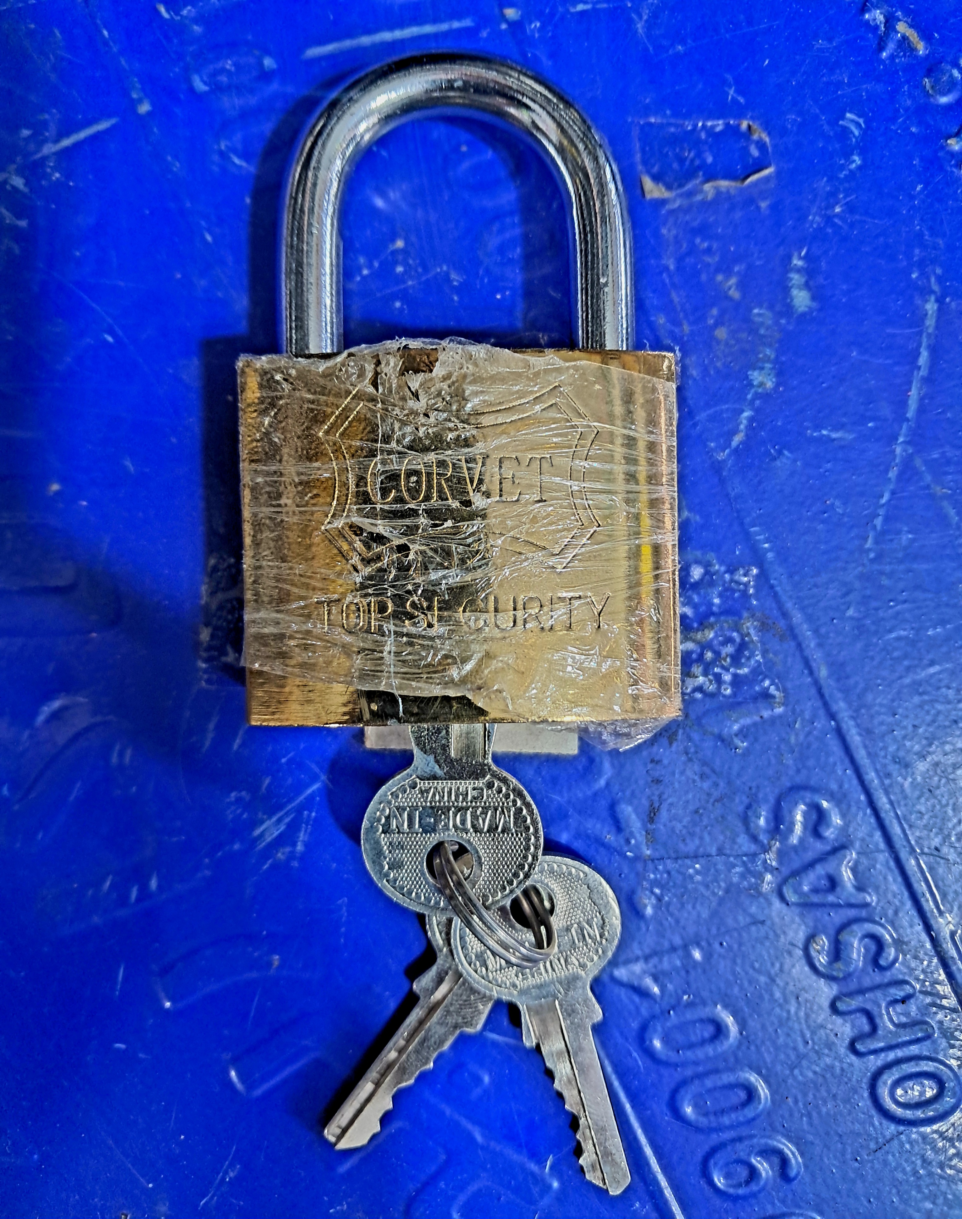 قفل آویز ۳۸ برنجی